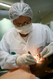 Exames para detecção do câncer bucal serão realizados durante a campanha